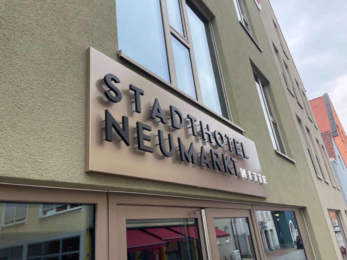 Stadthotel Neumarkt Mitte Neumarkt in der Oberpfalz Exterior foto