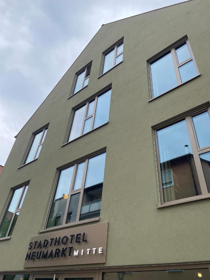 Stadthotel Neumarkt Mitte Neumarkt in der Oberpfalz Exterior foto